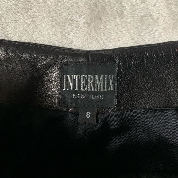 ❌ SOLD❌ INTERMIX LEATHER PANTS - Picture 2 of 7